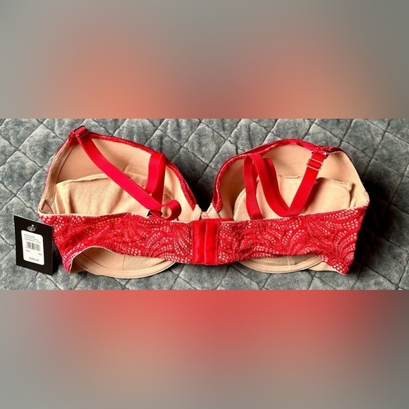 NWT Fredericks of Hollywood Exxtreme Cleavage Tuxedo Lace in Red - Picture 6 of 9
